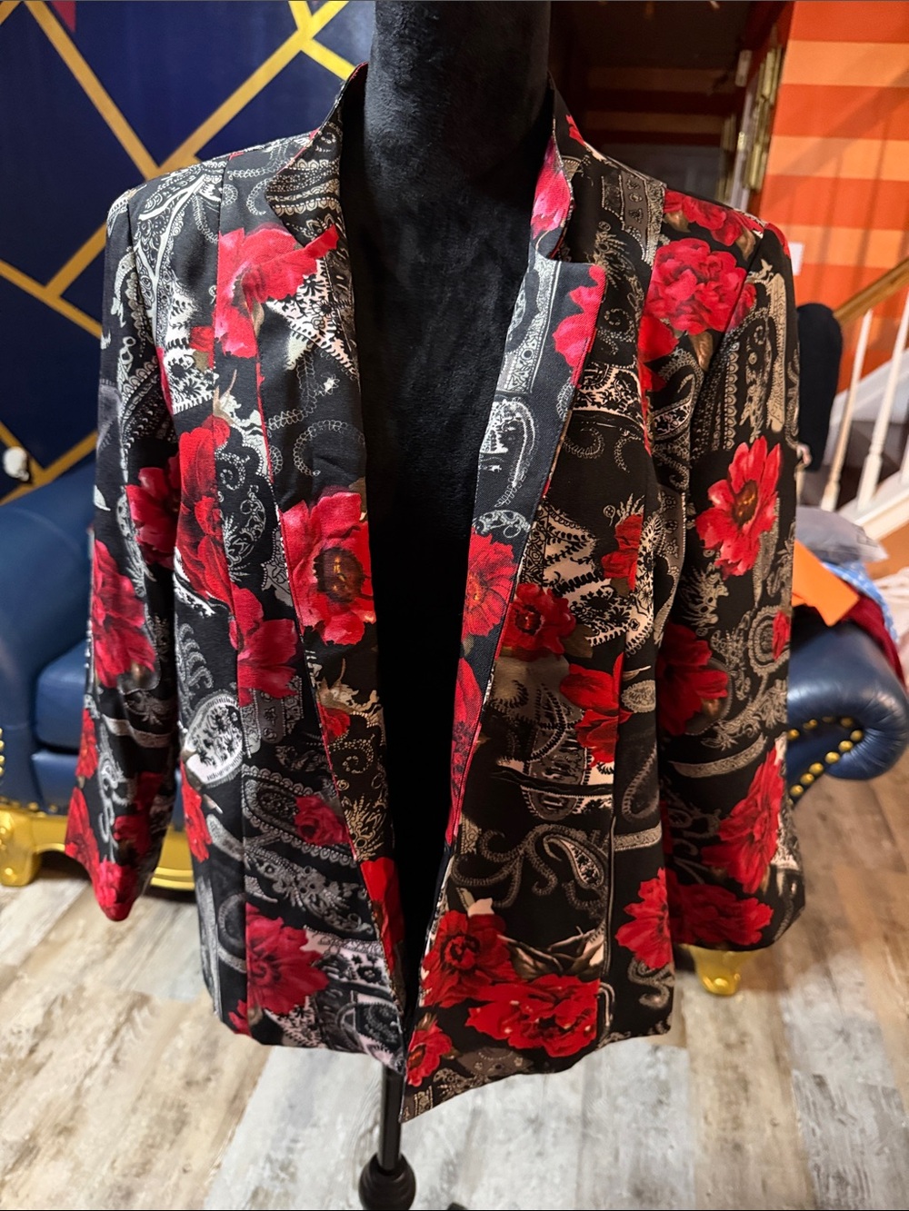 Women’s Kim Rogers Black Floral Blazer Jacket with Red Rose Print - Picture 1 of 12